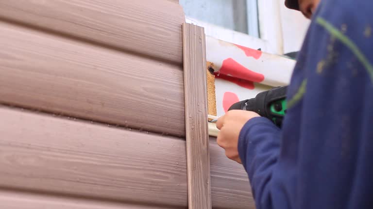 Best Wood Siding Installation  in Franklin Center, NJ
